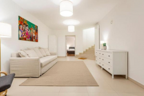 Sleek Design in Trendy Mitte